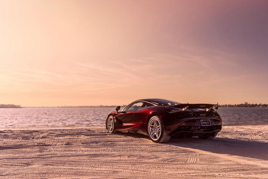 McLaren MSO 720S Coupe 2018 года  (NA) (фото 3 из 5)
